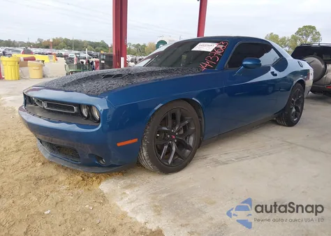 2020 Dodge Challenger Sxt z USA, uszkodzony, nr VIN 2C3CDZAG0LH13392